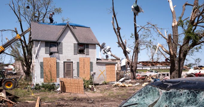 241226-Greenfield-Iowa-Tornado-aa-1006-4527b6.jpg