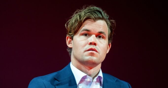 241230-magnus-carlsen-vl-202p-ac6d1b.jpg