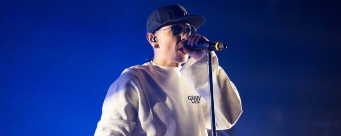 Chester-Bennington.jpg