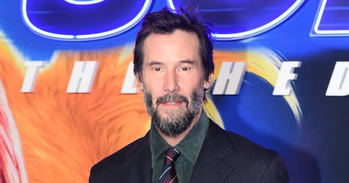 Keanu-Reeves-9000-Rolex-and-More-Stolen-Watches-Found-in-Chile-01-2024.jpg