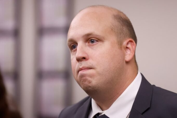 SJM-L-BECKERVERDICT-XXXX-13.jpg