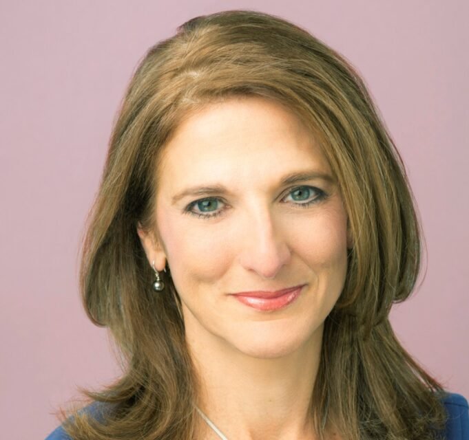 Jill_Schlesinger.jpg