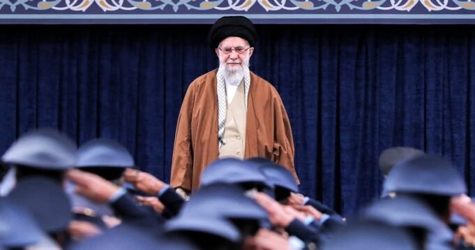 250207-Ayatollah-Ali-Khamenei-mb-0916-6cfff2.jpg