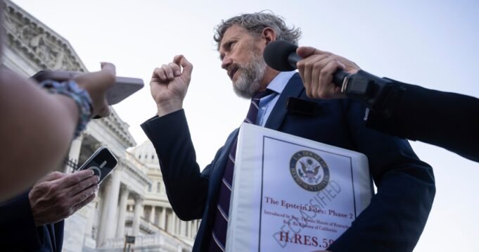 250722-thomas-massie-se-1116a-340c55.jpg