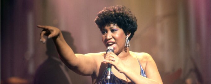 Aretha-Franklin-GettyImages-1205836461.jpg