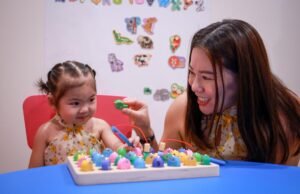 A terapia de prótons de ponta ajuda a criança a sobreviver ao tumor cerebral raro