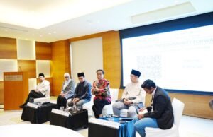 Os líderes malaios/muçulmanos alertam contra os esforços dos estrangeiros para semear divisões na sociedade