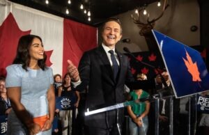 Alguns boletins de voto foram rejeitados na eleição da piliare, apesar da necessidade de escrever