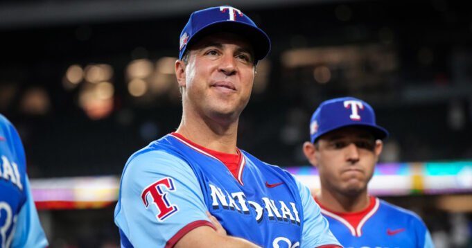250828-Mark-Teixeira-ew-1217p-a8ed66.jpg