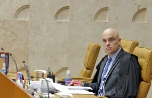 49%, considerando que este errado e 39% da lei é a favor da contagem de Magnitci Morace