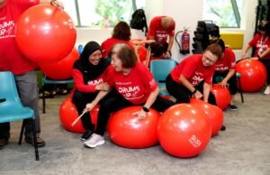 Como trazer um sorriso para o rosto de seu vizinho solitário e velho