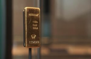 Os preços do ouro saltam depois de nós dizer para adicionar uma tarifa surpresa de barra de ouro em golpe para a Suíça