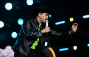 Leo Rocket estreou em Barretos com hits recentes e rolos aleatórios no 4º