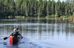 As lendas testam sua flexibilidade remando o comprimento do rio Otawa em Odissi em 5 semanas.