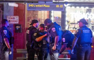 A Câmara Pressões Republicanas As autoridades policiais de Trump a se estenderem em Washington DC