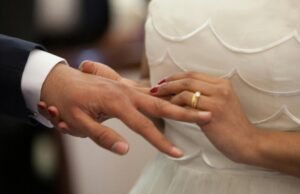 Maior registro para casamento comunitário em petróna