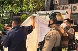 Mistério como aposentado britânico do décimo andar até a morte da varanda do hotel tailandês em investigação policial provocada