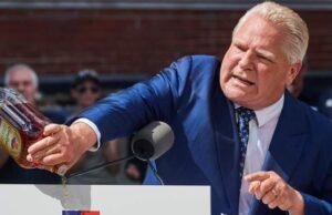 Em protesto contra o fechamento da planta de Botler para o Ford Dump Crown Royal: ‘Eles estão prejudicando Ontário’