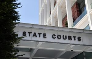 Mais de 25 anos de prisão, cada um por par que consumia metanfetamina, tinha um dispositivo vape com substância relacionada à cannabis