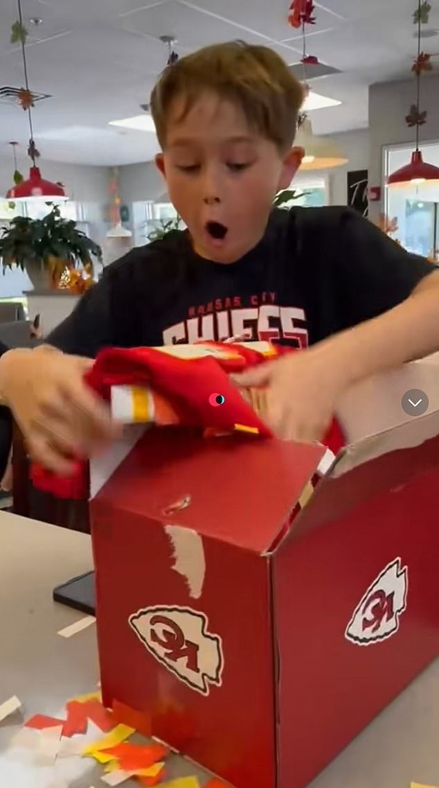 102726379-15164633-The_Kansas_City_Chiefs_sent_a_treasure_trove_of_gifts_to_a_young-a-2_1759709464344.jpg