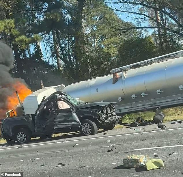 102986533-15190751-A_video_taken_by_a_witness_on_the_road_shows_the_devastation_of_-a-7_1760474208712.jpg