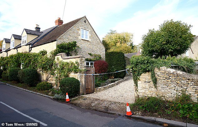 103222421-15225267-Police_cordon_at_a_house_in_Islip_north_Oxfordshire_on_Tuesday_a-a-1_1761338132360.jpg