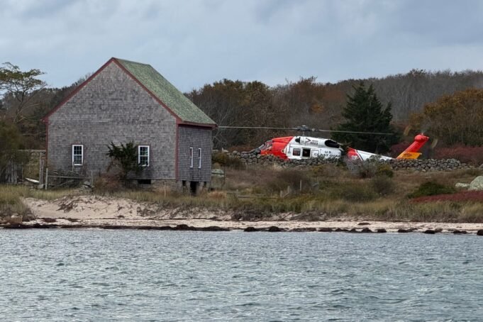 Boat_Fire_Family_Rescued_16473.jpg