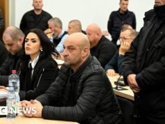 Julgamento começa após 63 mortos em incêndio em boate na Macedônia do Norte