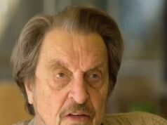 O pai de Elon Musk, Errol, diz que a América ficará arruinada se os brancos se tornarem uma minoria