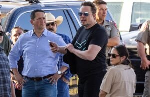 Congressista casado finalmente quebra o silêncio sobre suposto caso com assessor que se incendiou… depois de evitar a mídia por meses