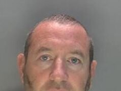 O ex-policial estuprador em série David Carrick é condenado por abusar de uma estudante e estuprar a mulher com quem ele mantinha um ‘relacionamento tóxico’