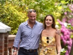 O ícone do críquete inglês Andrew Strauss, 48, vai se casar com sua noiva executiva de relações públicas, 18 anos mais nova, na África do Sul – sete anos depois que sua esposa Ruth morreu de um raro câncer de pulmão.