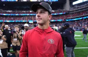 O quarterback do San Francisco 49ers, Brock Purdy, finalmente foi liberado para retornar após um pesadelo com lesões