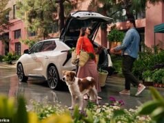 Toyota troca megafábrica de US$ 14 bilhões nos EUA para construir carros movidos a bateria à medida que as vendas aumentam