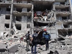 Trump enviaria ucranianos de volta à zona de guerra bombardeada para lutar contra Putin