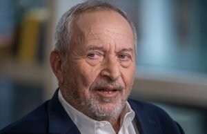 A vergonhosa queda do ex-presidente de Harvard por causa da amizade com Epstein destaca o relacionamento de décadas da escola com o agressor sexual