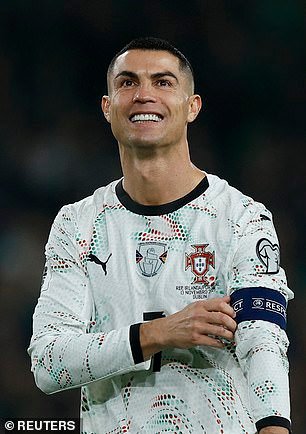 103970789-15301275-Cristiano_Ronaldo_will_meet_United_States_president_Donald_Trump-a-31_1763462824847.jpg