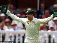 O tremendo retorno de Piers Morgan, a estrela australiana do críquete Alex Carey o chama de o melhor vilão dos Ashes