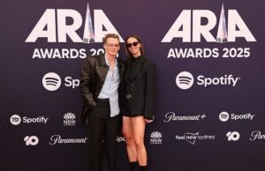 Cody Simpson revela o novo hobby chocante de sua famosa namorada Emma McKeon – enquanto ela fala sobre sua gafe na moda ARIA