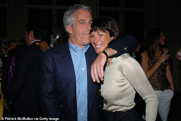 104009429-15305785-Convicted_sex_trafficker_Ghislaine_Maxwell_seen_with_Jeffrey_Eps-a-6_1763562254107.jpg