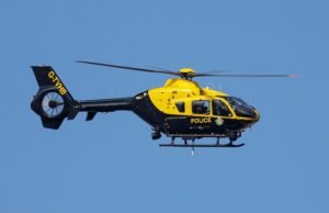 Um helicóptero da polícia foi forçado a tomar “ações de emergência” depois de ser alvo de um OVNI em um aeroporto dos EUA no ano passado, revelaram relatórios investigativos.