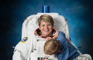 Os segredos do casamento chocante do astronauta cuja ex-mulher o acusou de cometer o primeiro crime no espaço