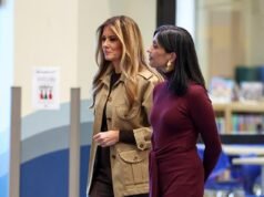 Melania Trump e Usha Vance encantam alunos do ensino fundamental durante visita à base militar