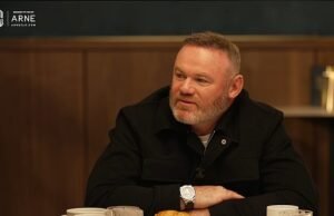 Wayne Rooney revela detalhes surpreendentes por trás de seu maior contrato com o Man United – deixando Gary Neville e Roy Keane atordoados