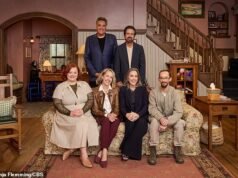 As estrelas de Everybody Loves Raymond estão irreconhecíveis quando se reúnem para o 30º aniversário da sitcom