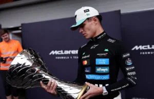 Brown diz que Norris está na zona e não se importa com as vaias.