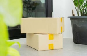 O problema das encomendas atingiu um recorde, pois 15 milhões de pessoas foram deixadas à porta