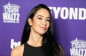 AJ Lee chama fã da WWE por vídeo estranho de IA