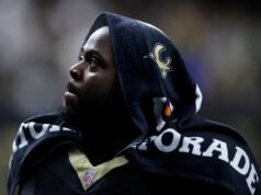 Ex-atacante defensivo recém-libertado do Saints já tem novo time