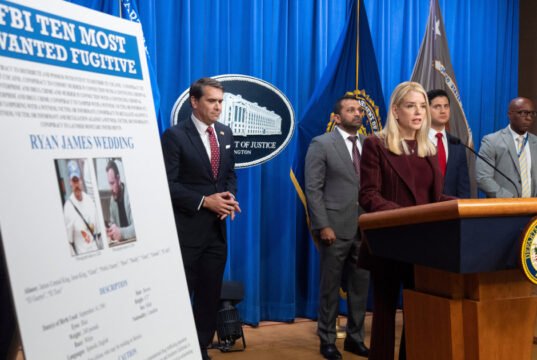 Ryan Wedding, snowboarder olímpico que se tornou suposto chefão das drogas, indiciado pela morte de uma testemunha federal